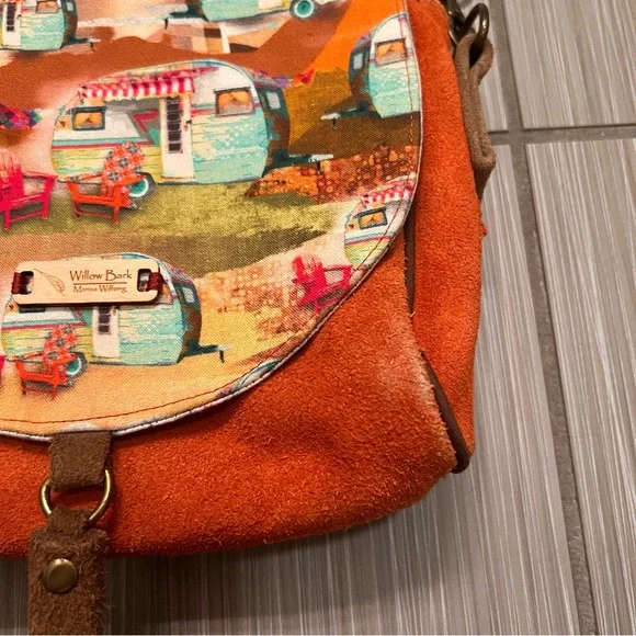 Handmade cloth leather vintage camper crossbody indigenous bag Marisa Wilfong - Picture 5 of 10